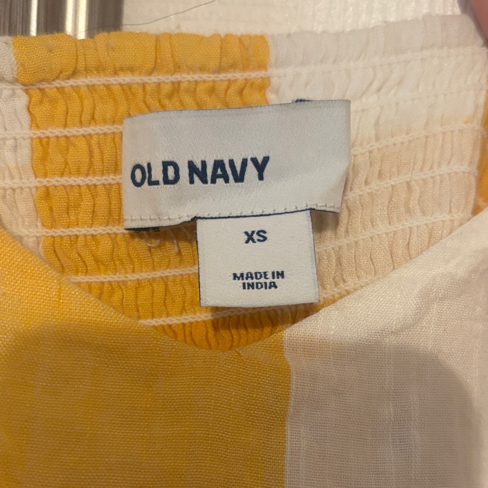 Old Navy Yellow and White Maxi Dress - Picture 2 of 3